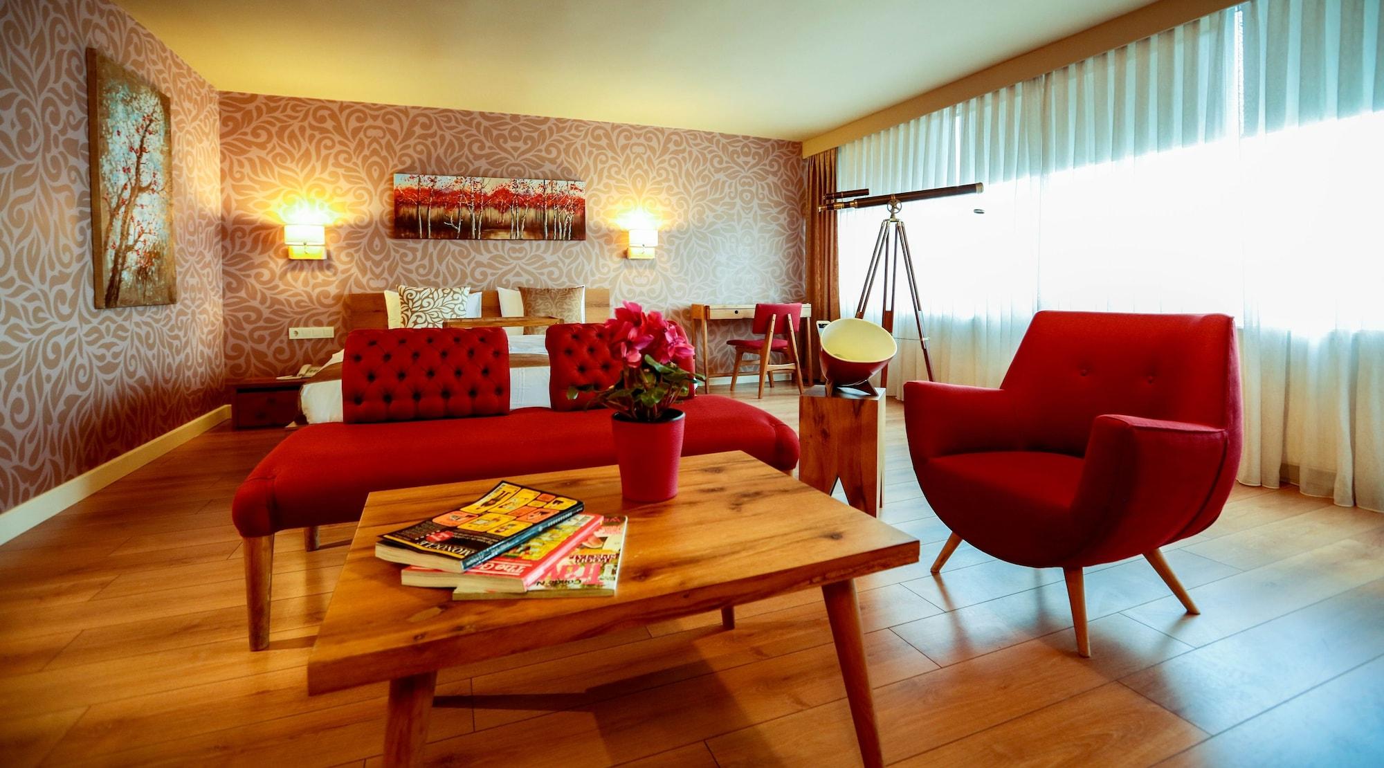 Melek Hotels Moda Истанбул Екстериор снимка