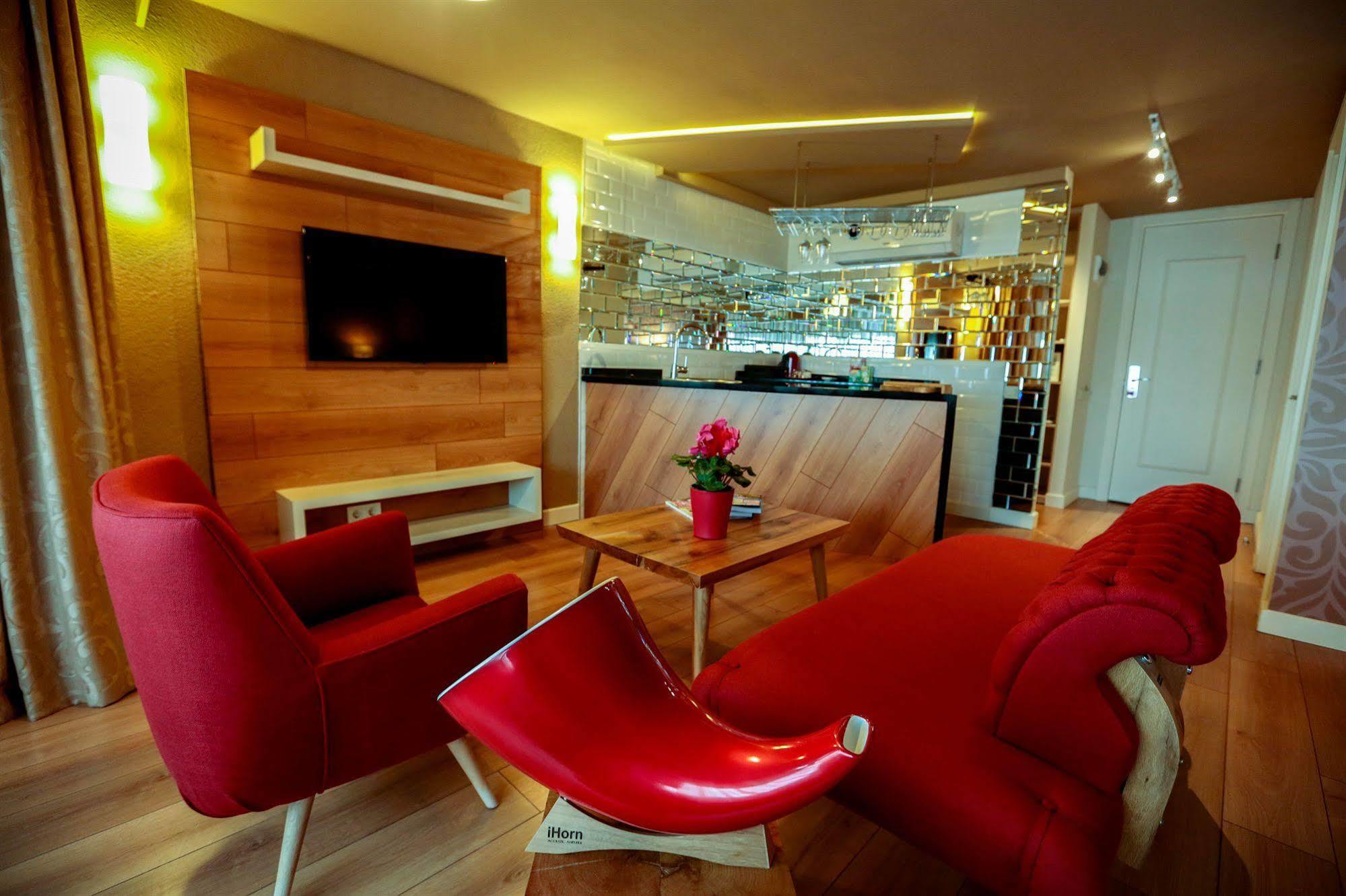 Melek Hotels Moda Истанбул Екстериор снимка